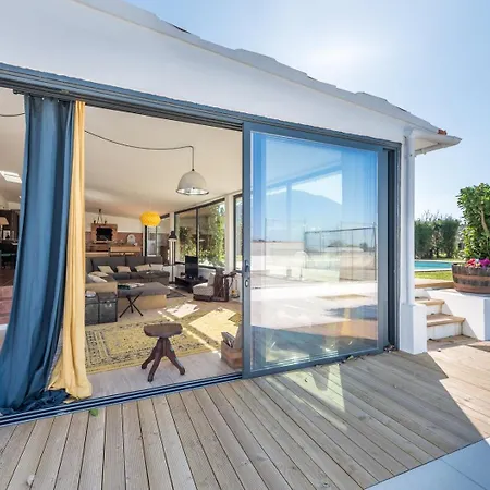 Feriehus Guestready - Sunset Pool House Esposende