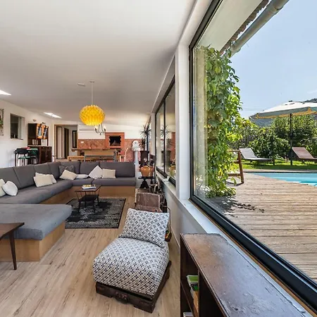 Guestready - Sunset Pool House Feriehus Esposende