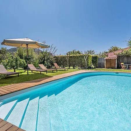 Feriehus Guestready - Sunset Pool House Esposende